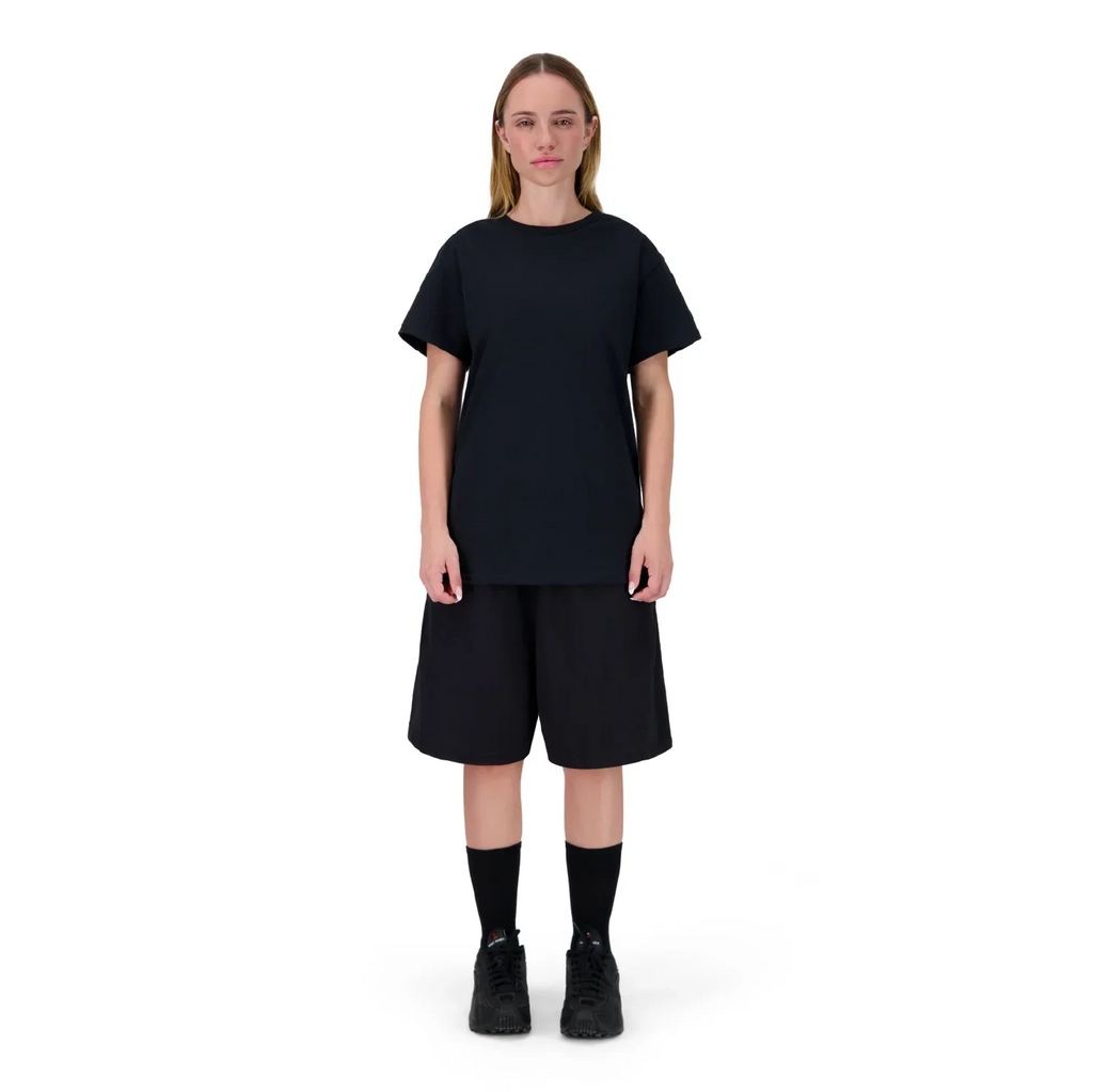CONJUNTO CORTO DE JOGGING NEGRO + CAMISETA